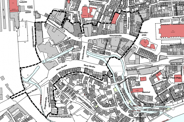 Karte mit der Abgrenzung des Sanierungsgebietes rund um die Fußgängerzone Hirschstraße/Bahnhofstraße